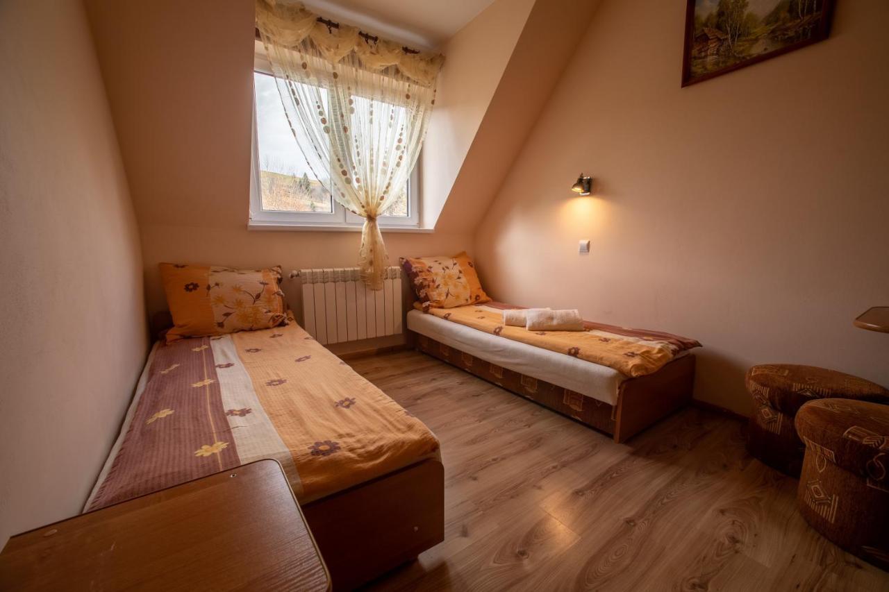 Noclegi U Ilony Czarna Gora Exterior photo