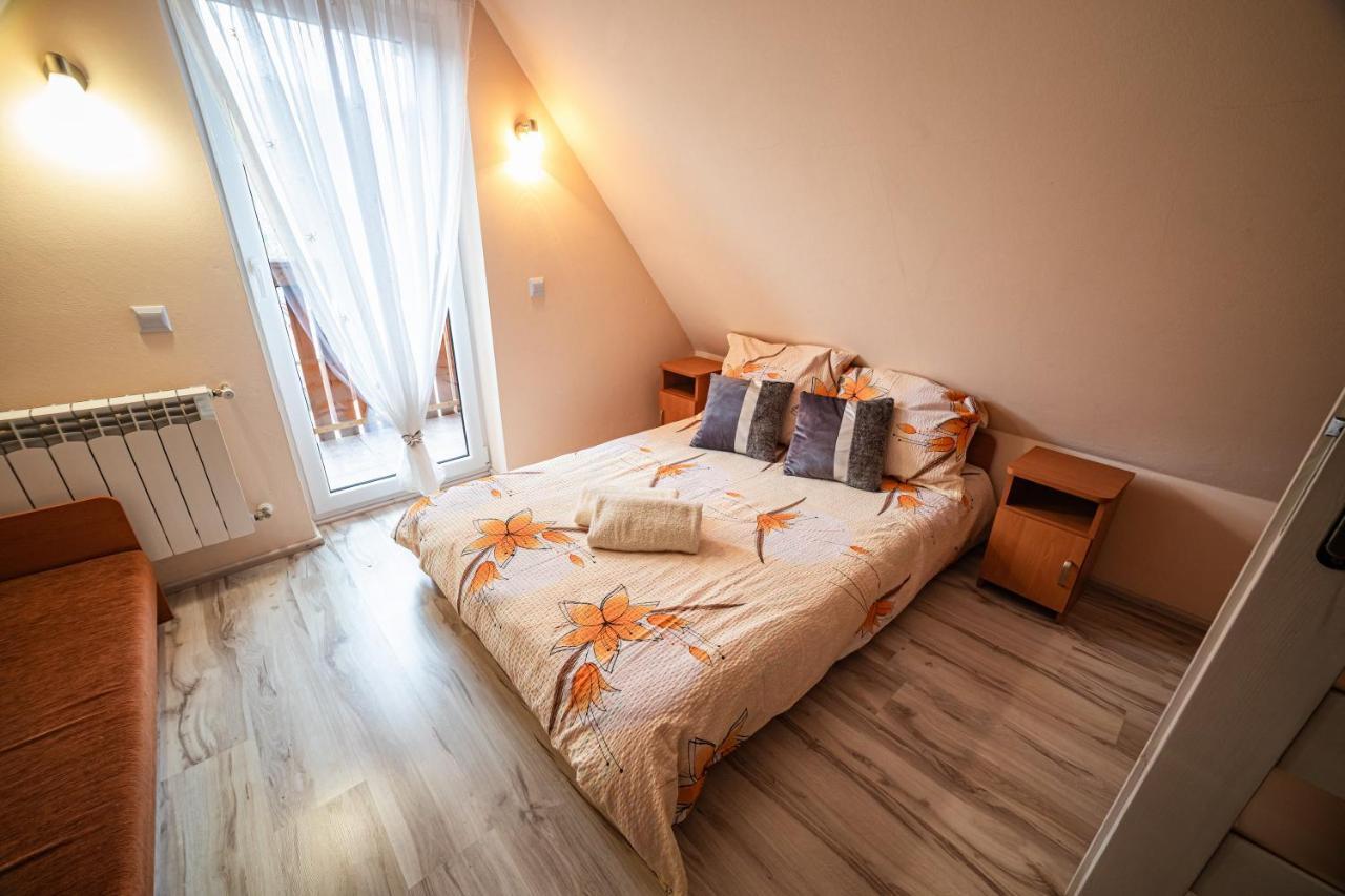 Noclegi U Ilony Czarna Gora Exterior photo